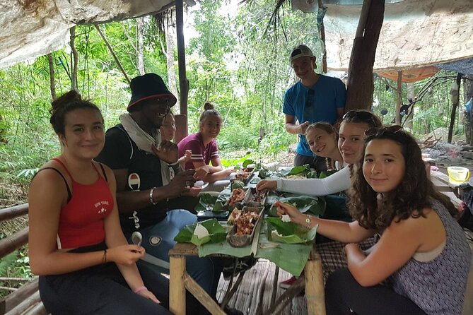 1 Day Trekking in Chiang Mai - Meeting people in a hilltribe village