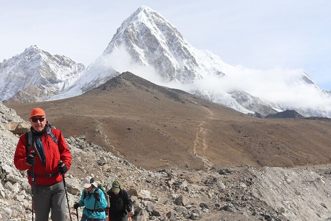 12 Day Everest Base Camp Guided Trek - Day 2: The climb to Namche Bazaar