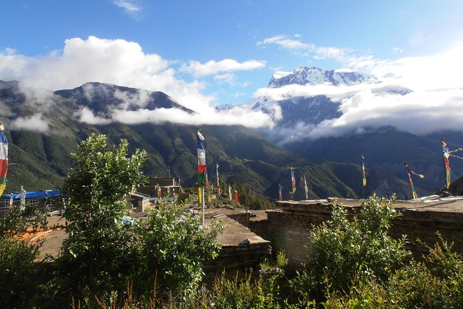 15-Day Private Annapurna Circuit Trek from Kathmandu - Day 1: Kathmandu to Besisahar and Bulbule