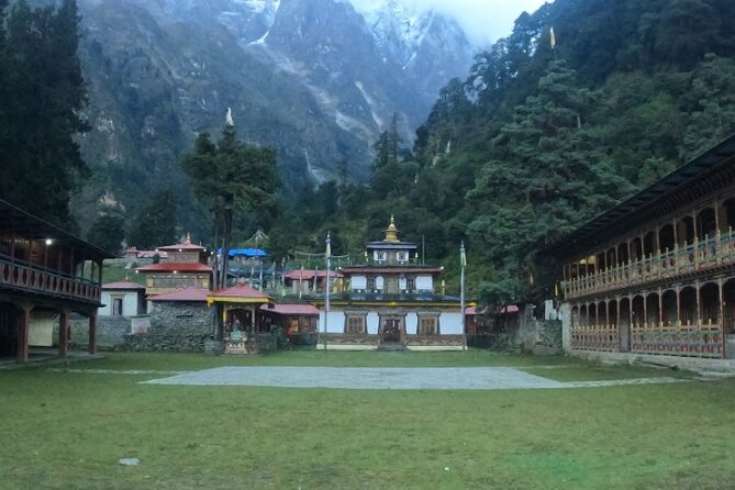 16 Day Private Manaslu Circuit Trek from Kathmandu - Day 13: Crossing Larkya Pass