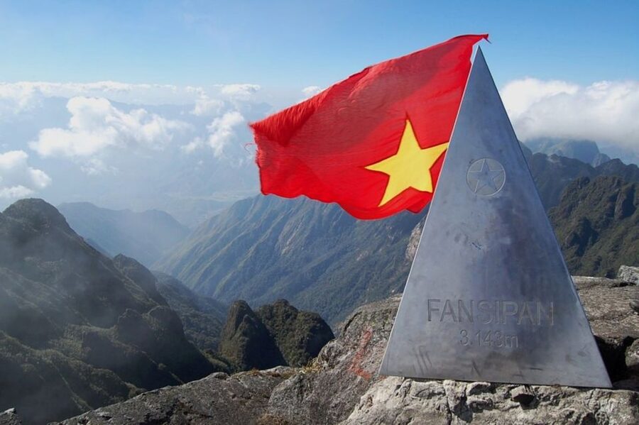 2-Day Fansipan Mountain Trek - Indochina's Highest Peak - Starting in Sa Pa with a hot shower