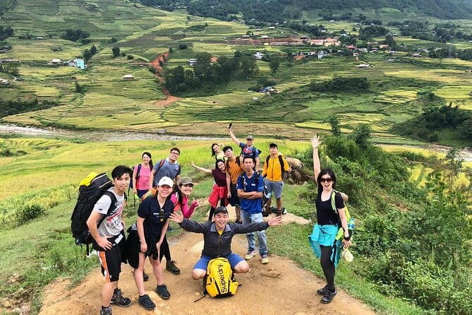 2 days - 1 night trekking Sapa tours from Hanoi - The overnight route from Hanoi to Lao Cai