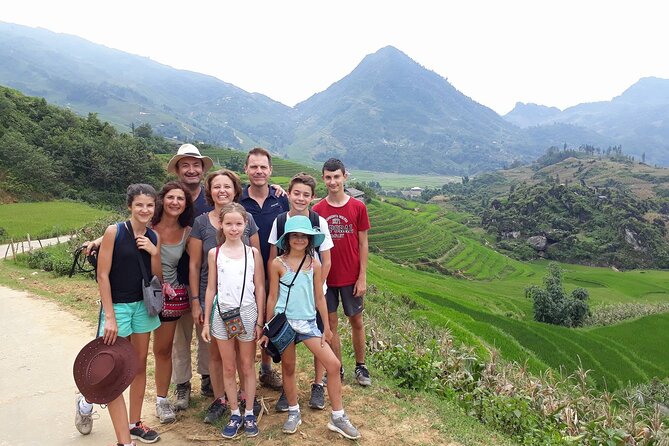 2 days authentic trekking tour in Sapa ( Homestay - Less touristy ) - Day 2: Suoi Thau and the route toward Ngũ Chỉ Sơn