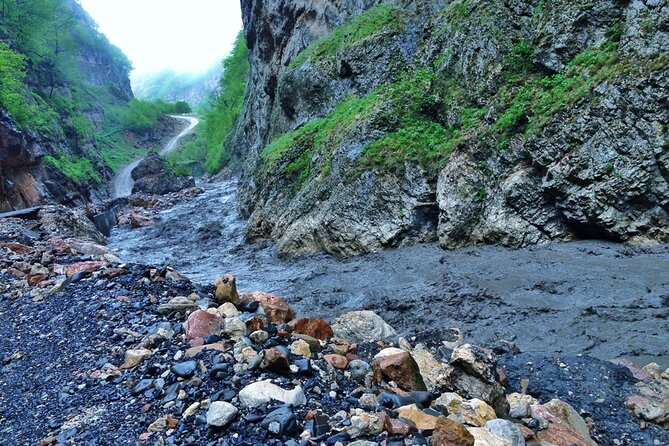 3-Day Hiking & Trekking Tour Remote Villages in Guba Azerbaijan - The guide and the value of local knowledge