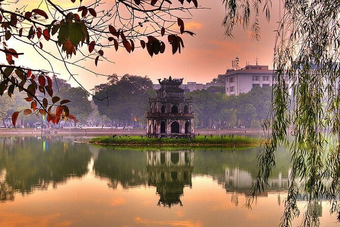 3-Day Sapa Trek, visit Fansipan (cable car) from Hanoi with local - The guide and the value of a local escort