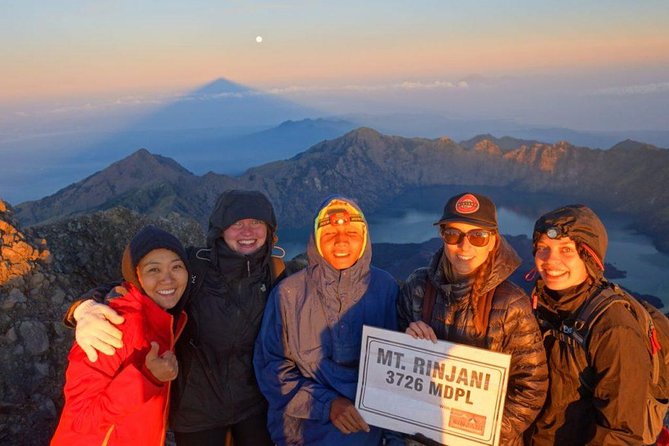 3 days 2 night trekking Rinjani to Summit and lake - Day one: Sembalun village to the crater rim
