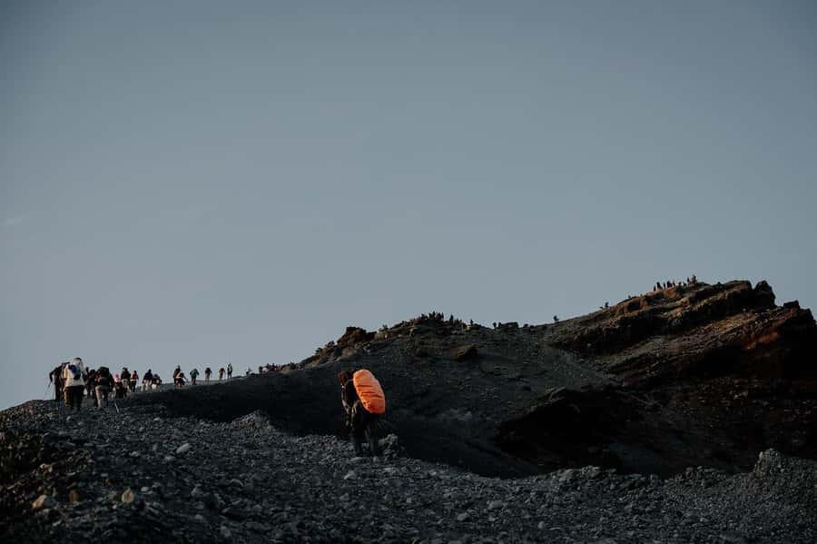 3d/2n trekking mount rinjani summit lake & hot springs - Senaru Crater Rim brings a second sunset