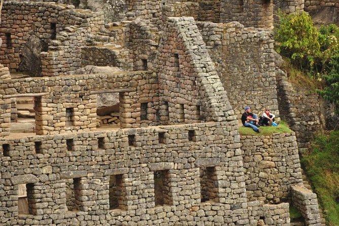 4-Day Lares Trek to Machu Picchu from Cusco - Day 3: From Patacancha to Ollantaytambo, then the train