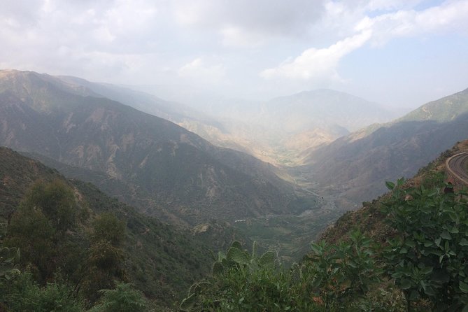 5-Day Northern Ethiopia Tour : 3D Simien Mountains Trek & Axum. - Axum’s stelae and royal remains on day one