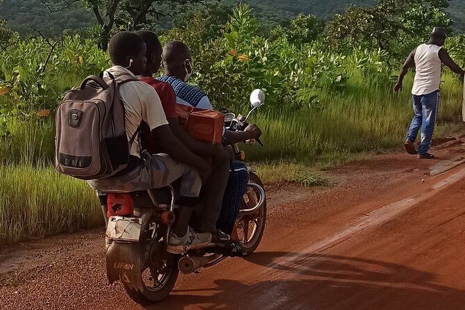 5-Day Trekking in Kédougou from Dakar - Day two: uphill paths through Bedik villages