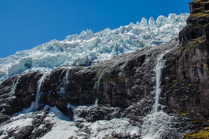 6 day Rainbow Mountain x Ausangate Trek - FlashpackerConnect - Day 1: Tinqui, Upis, and a hot spring welcome