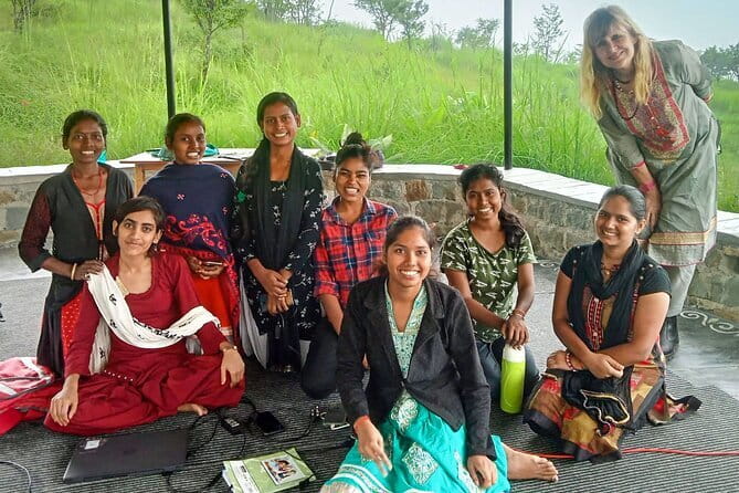 7 Days Dharamsala - Dalai Lama home Trek - Day 4: Forest climbing and a local chai stop
