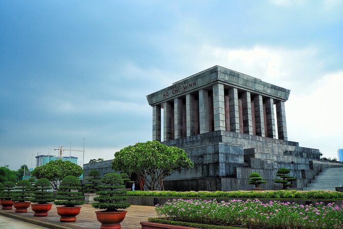8-Days Hanoi, Sapa Trekking And Halong Bay Cruise - Hanoi’s Temples, Museums, and Political Story