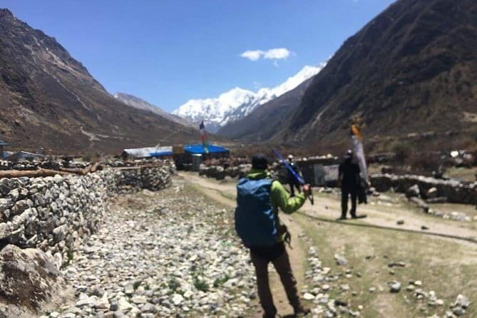 9 Days LANGTANG VALLEY TREKKING IN NEPAL - Syabrubesi and the first mountain walking