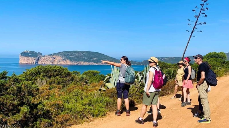 Alghero: trekking in the Porto Conte park - The old military posts at Punta Giglio