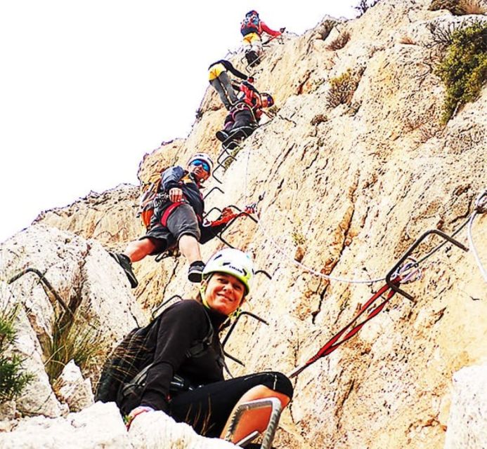 Alicante: Via Ferrata del Ponoig Guided Trek and Climb - Climbing the K4 section of Ponoig