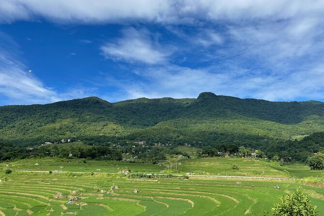 Amazing Mai Chau - Pu Luong 3 days: Waterfall, Rafting & Trekking - Guides and the value of a small group