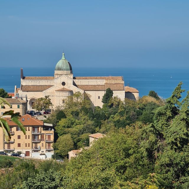 Ancona: Urban Trek Tour with Wine and Food Tasting - Cardeto Park above the cliffs