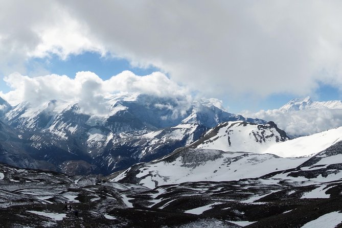 Annapurna Circuit Trek 12 days - The Kali Gandaki Gorge and the Jomsom to Muktinath section