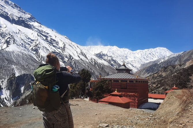 Annapurna Circuit Trek with Tilicho Lake (16 Days) - Days 5 and 6: Manang and the first real acclimatization