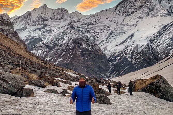 Annapurna Sanctuary Trek ( 11 Days) - Days 4 and 5: Chhomrong, Sinuwa, Hinku Cave, and Deurali