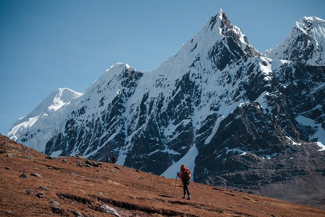 Ausangate and Rainbow Mountain Trek – 3 Days / 2 Nights - Day 3: Reaching Vinicunca before the crowds