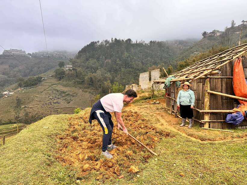 AUTHENIC 2D1N Trek & Bungalow Retreat with Dinh Hmong Family - What to pack for the 18-kilometer route