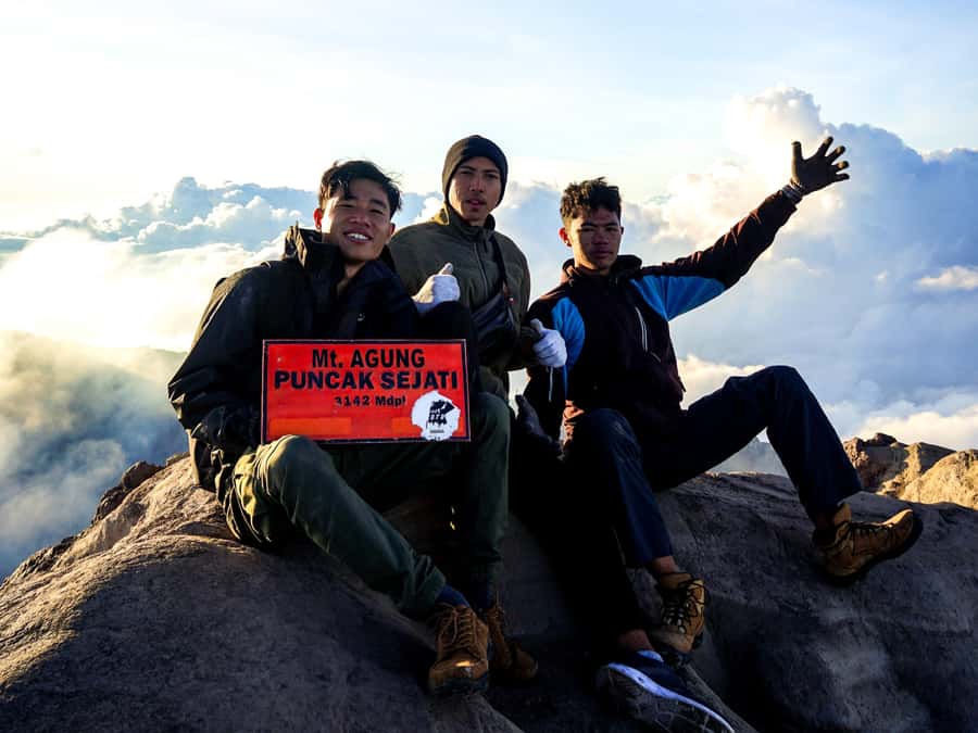 Bali/Mount Agung: Sunrise Trekking Adventure With Transfers - What the $92 price really covers