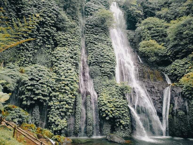 Bali: Sekumpul and Banyumala Waterfall Guided Trek - Twin Lake View gives the day a final pause