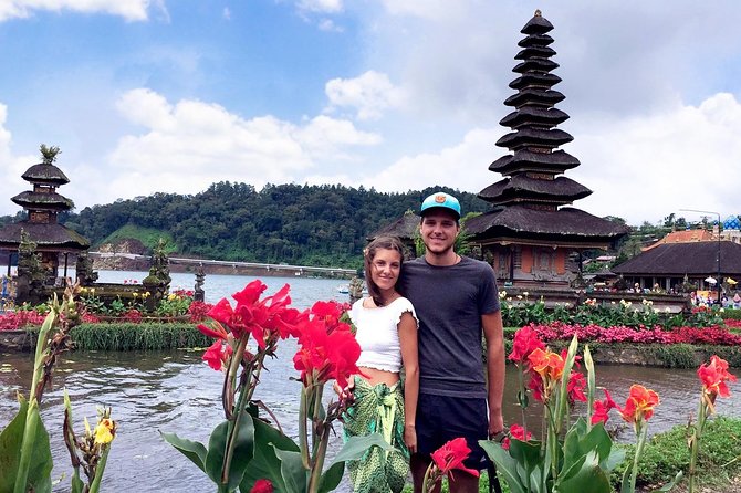 Best of Bali Water Temple and UNISCO Rice Terrace Trek - Tanah Lot saves the drama for sunset