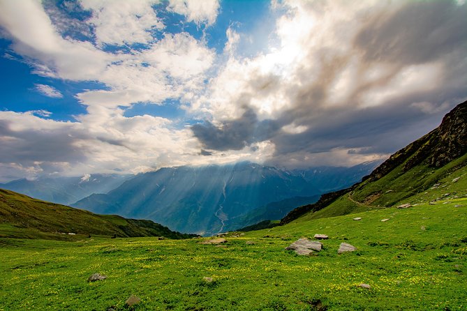 Bhrigu Lake and Alpine Meadow Trek - Rola Kholi: the value of staying put