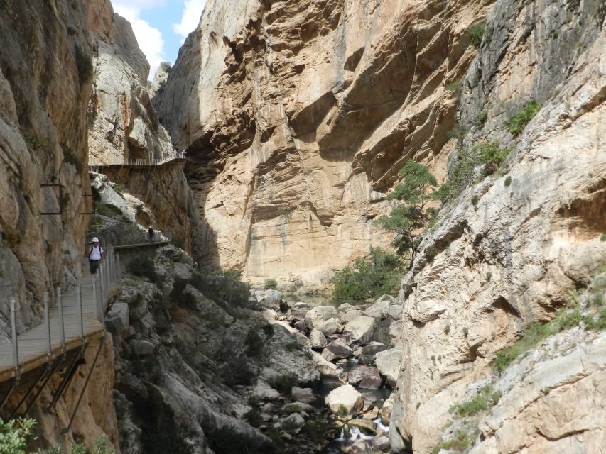 Caminito del Rey: Trekking Tour with Hiking Guide - The return journey needs planning