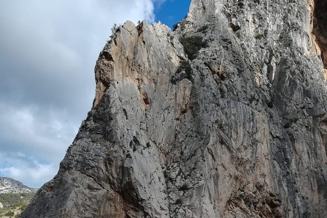 Caminito del Rey Trekking Walkway - The views are excellent, but the crowd matters