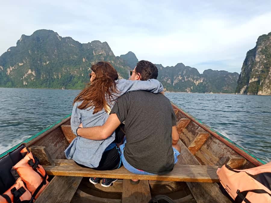 Chewlan Lake Day Trip No Trekking - One hour among Cheow Lan Lake’s limestone cliffs