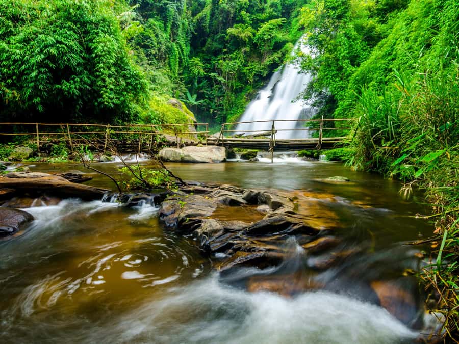 Chiang Mai: 3-Day Karen Hill Tribe Immersion with Trekking - Day 3: Five waterfalls and a meal by the water