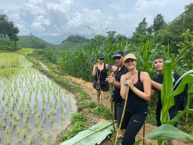 Chiang Rai Trek: 4 Hilltribes Villages & Waterfall Only Walk - Lisu village and lunch in a bamboo kitchen