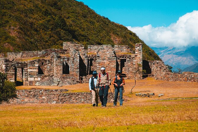 Classic Choquequirao Trek – 5 Days / 4 Nights - What the $735 price includes