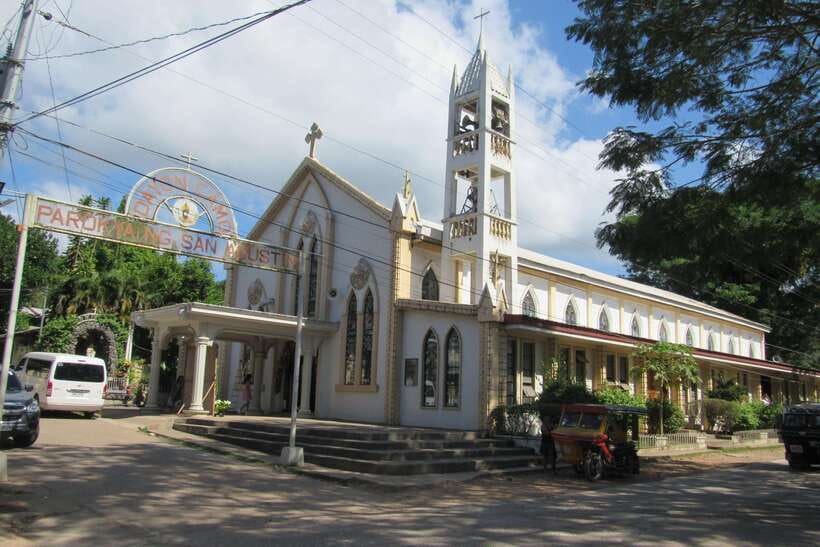 Coron Town Tour: Maquinit Hotspring & Mt. Tapyas Trekking - Why this town tour works for a first look at Coron