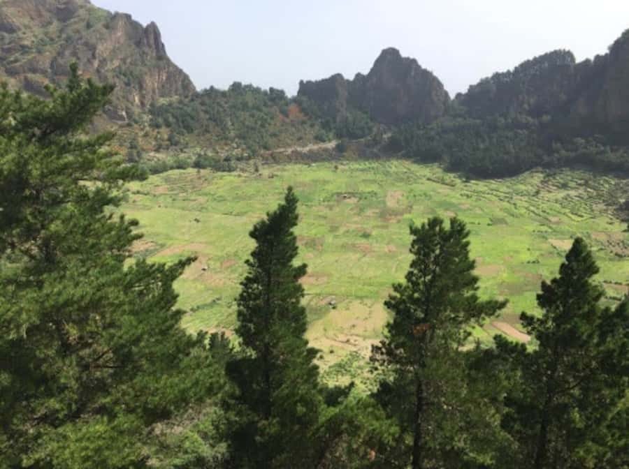 Cova–Paúl Valley Trek: Santo Antão Day Trip by Ferry - Meeting island life one village at a time