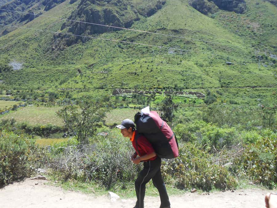 Cusco: Machu Picchu Inca Trail 4-Day Trek - Group size, guides, and preparation
