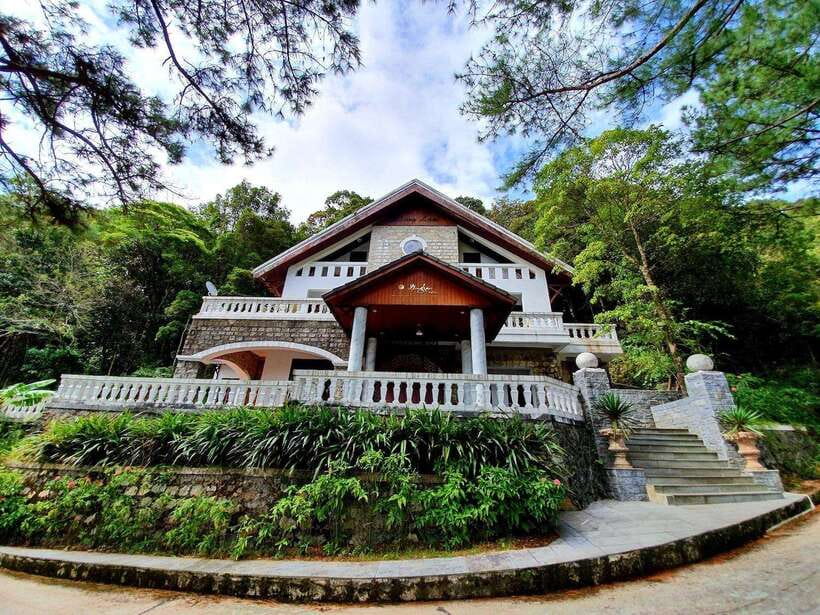 Da Nang: Bach Ma National Park Trek And Beach Retreat - What the $118 price covers