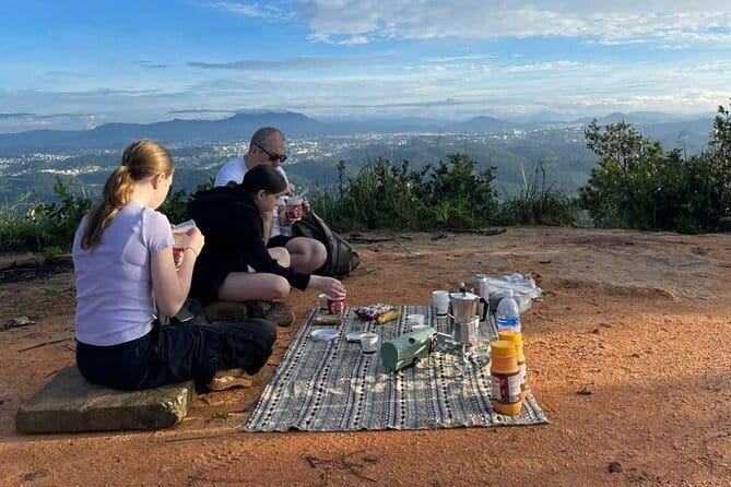 Dalat: Cloud Hunting & Sunrise Trekking to Hon Ho Mountain - The 4:00 am pickup and drive to the trail