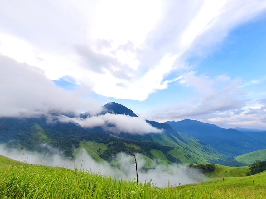 Dalat Trekking to Langbiang mt - Reaching the 2,167-meter summit