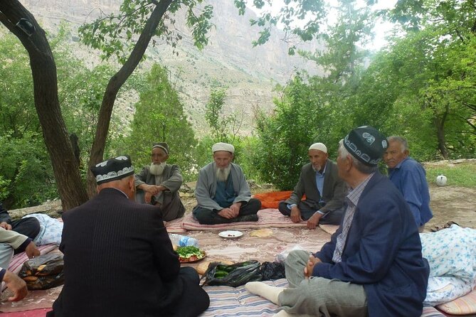 Darband-Boyson Uzbekistan Mountain Trekking 3-Day Private Tour From Samarkand - From Samarkand to the high road over Tahtakaracha Pass