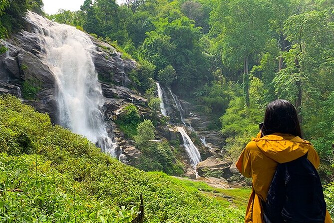Doi Inthanon Private Trek & Lunch Tour from Chiang Mai - Wachirathan Falls brings the drama early