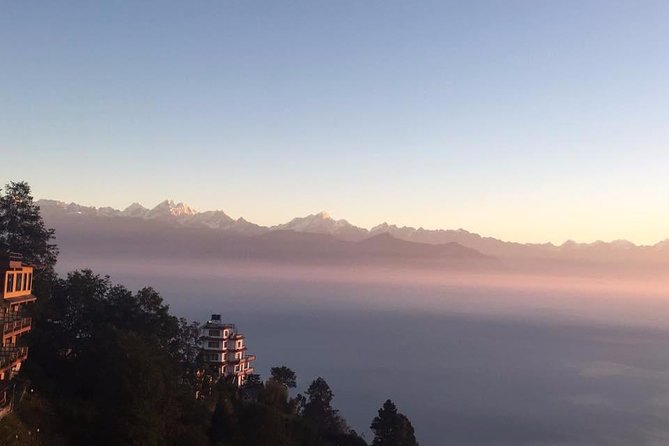 Easy Short Trek Nagarkot Namobuddha Panauti Near Kathmandu - Starting at Nagarkot and waiting for the mountains