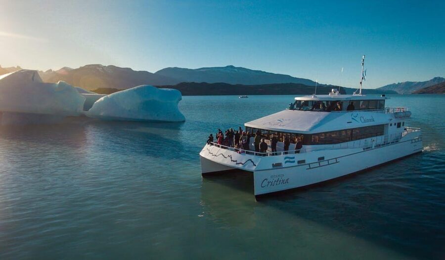 El Calafate: Glacier Cruise & Trekking at Estancia Cristina - Free time, lunch, and the long afternoon pause