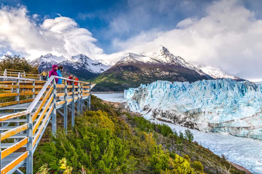 El Calafate: Perito Moreno Glacier Trekking Tour and Cruise - Crampons, safety, and the one-hour ice walk