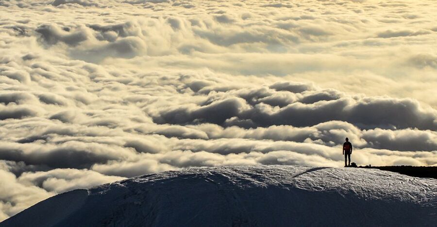 Etna South: High Altitude Winter Trek with an Alpine Guide - Why a winter trek on Mount Etna feels different