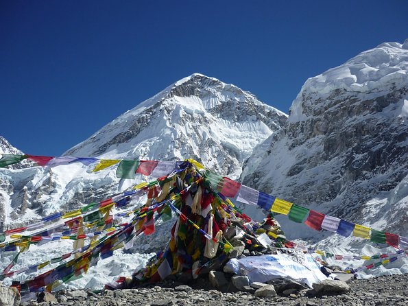 Everest Base Camp Trek 16 Days - What private guiding adds
